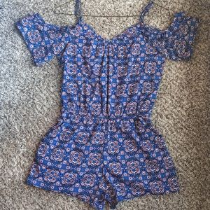📦2/$20 Patterned Romper with Pockets